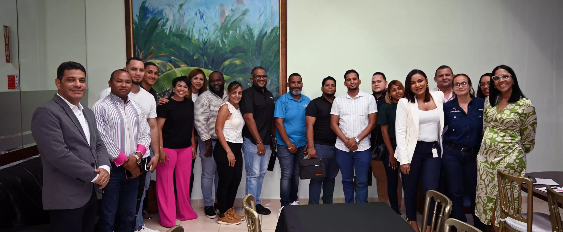 Confisa imparte exitosos talleres sobre Marketing Digital para Dealers